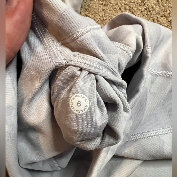 Lululemon Leggings - Picture 3 of 4